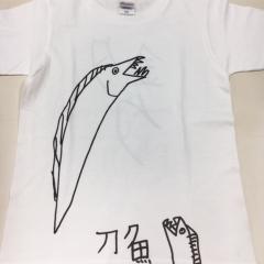 子どもの絵でオリジナルグッズを作りました♪